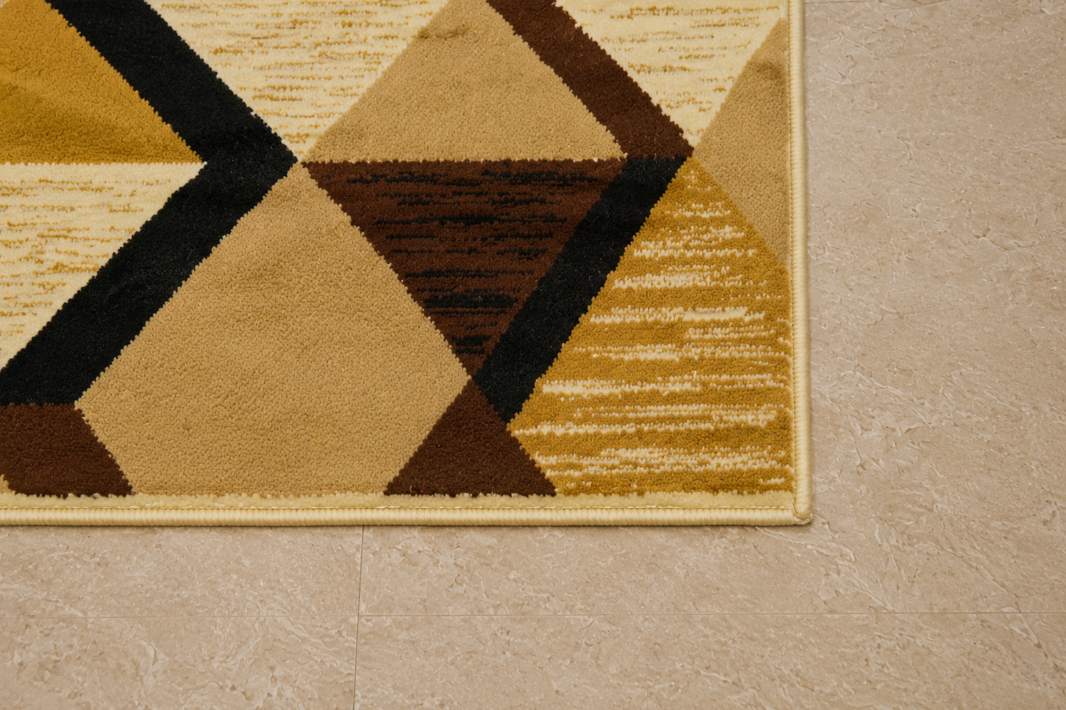 Geometric Beige Pattern Rug