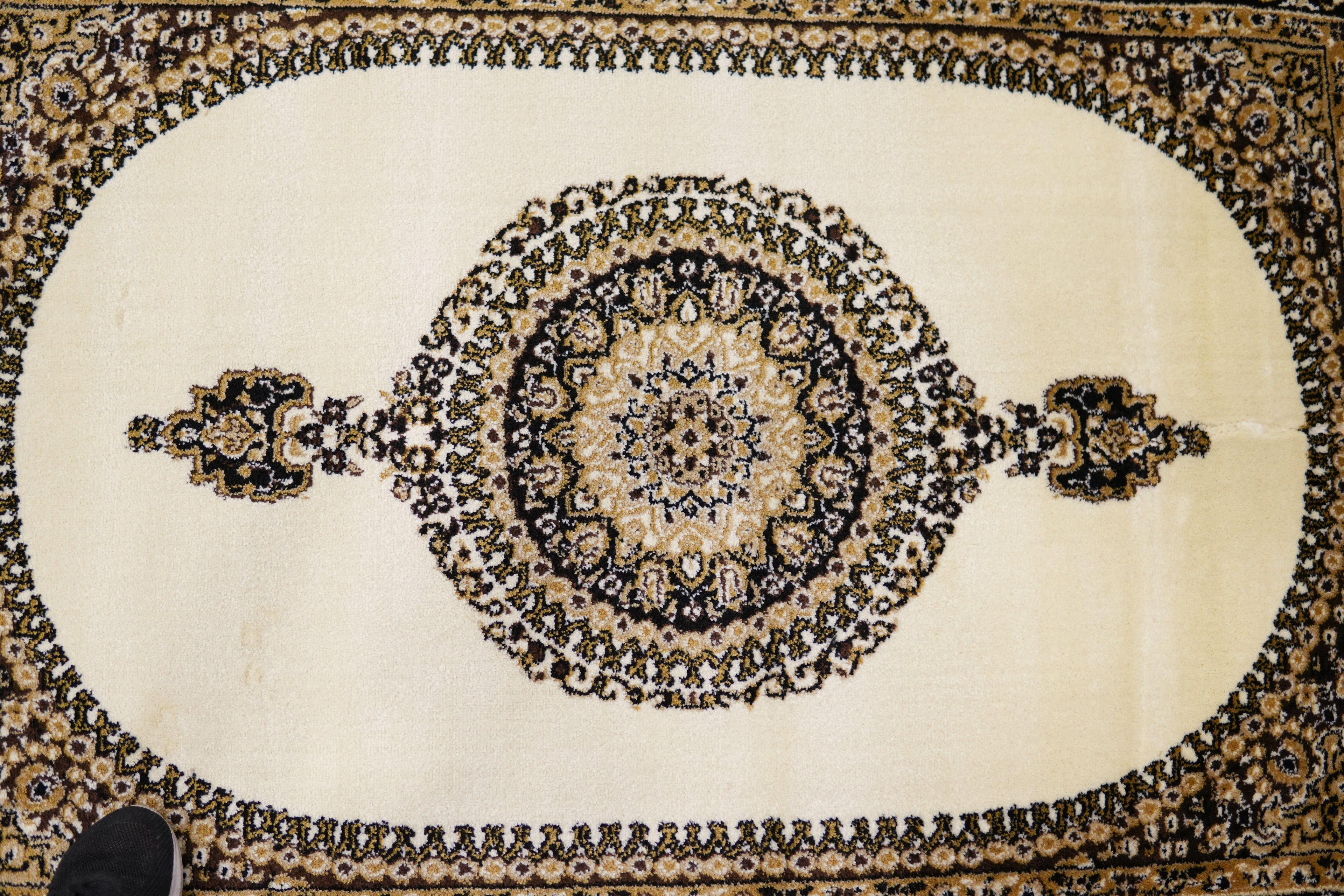 Royal Medallion Classic Rug